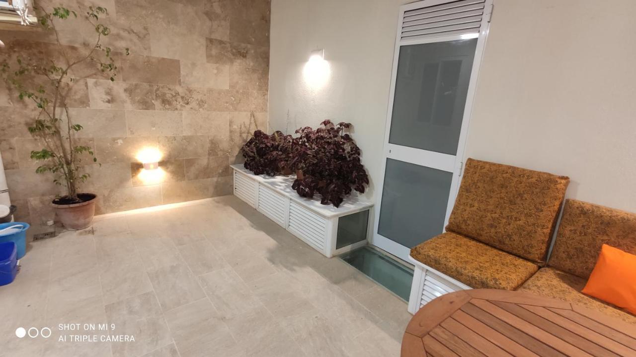 Aquamarine Sea Front Apartments - Elevated Ground Floor With Balcony And Yard Marsaskala Exterior foto